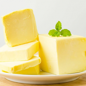 4 верных способа отличить настоящее сливочное масло от подделки в домашних условиях